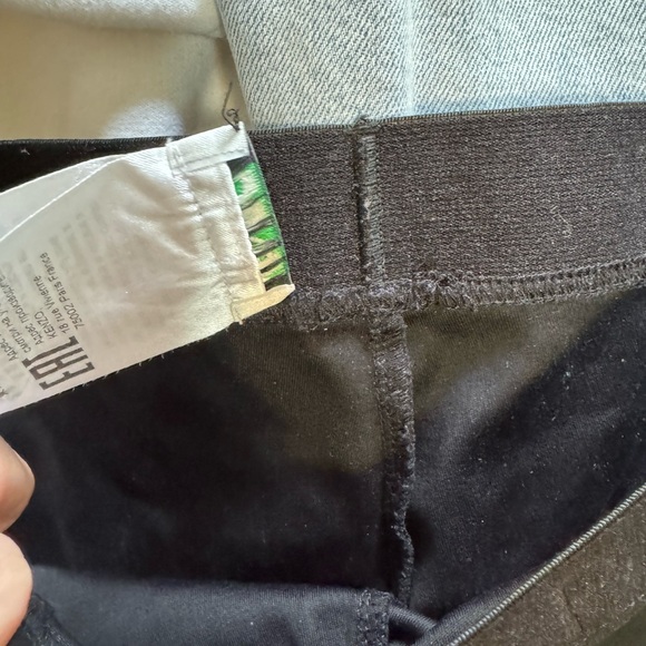 Kenzo cycle shorts , size S - Picture 9 of 10